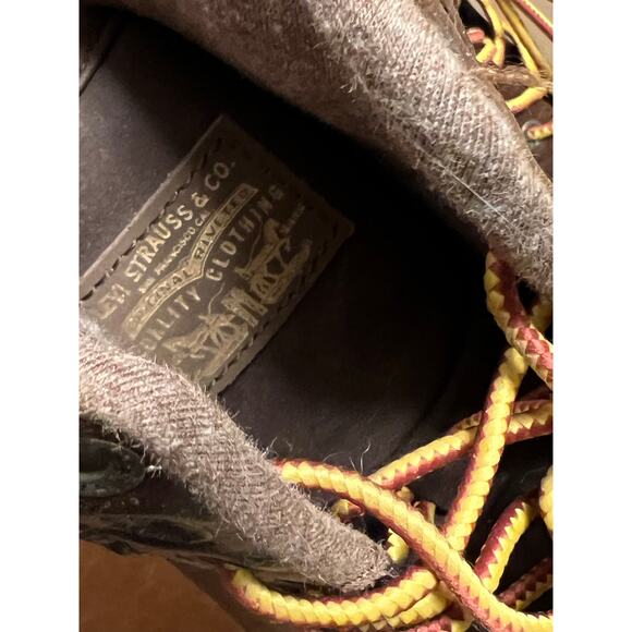LEVI’s men’s STANTON brown lace up shoes boots EUC size 9 - Picture 4 of 9
